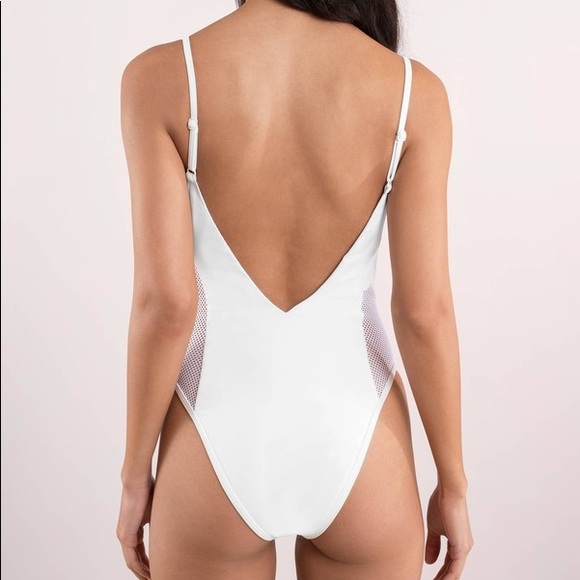 Tobi women’s deep v neck mesh one piece suit - Picture 3 of 8